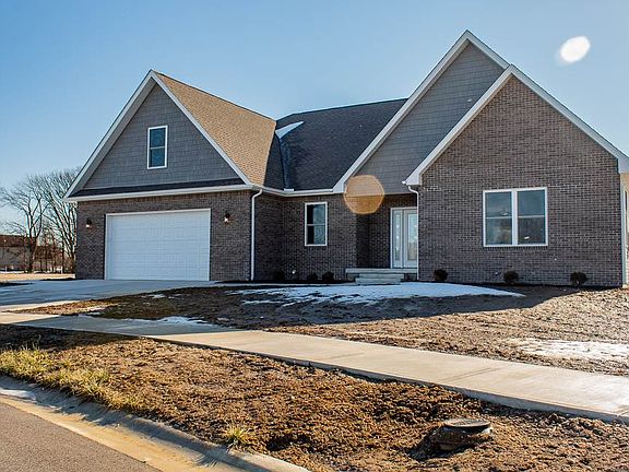 2nd image of 128 Ferndale Dr