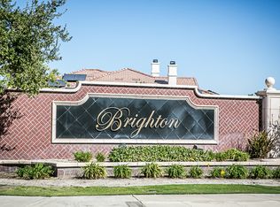 11015 Hartland St, Bakersfield, CA 93312