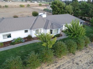 6600 Fairview Rd, Hollister, CA 95023