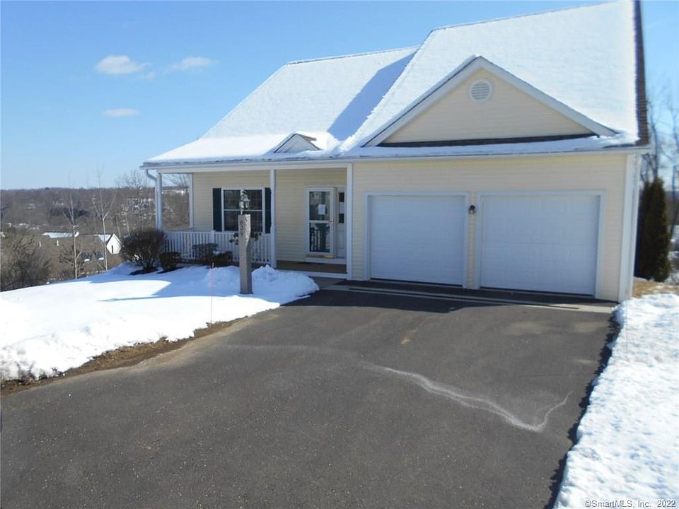 1st image of 609 Juniper Court #609