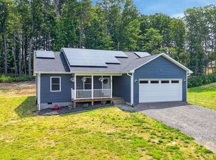 192 Lonesome Dove Dr, Woodlawn, VA 24381