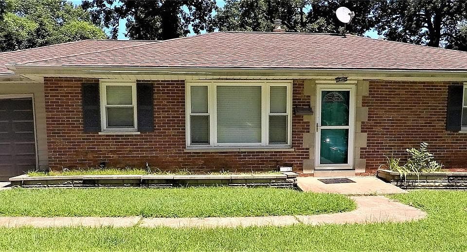 1st image of 6923 Groveland Dr