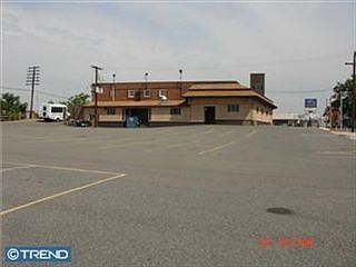 2nd image of 1402 N 9th St