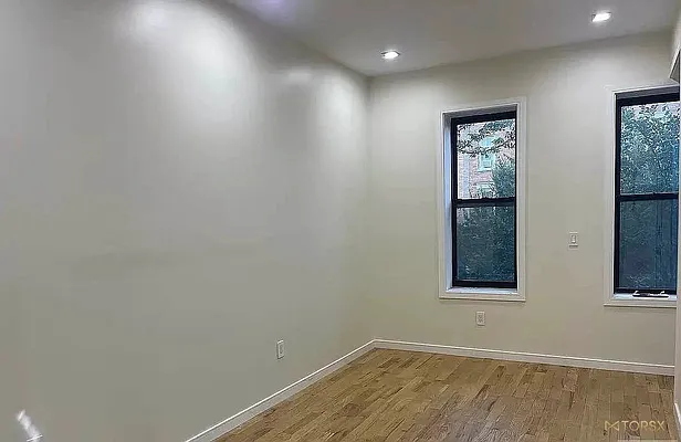 Rented by TorsX Inc | media 8