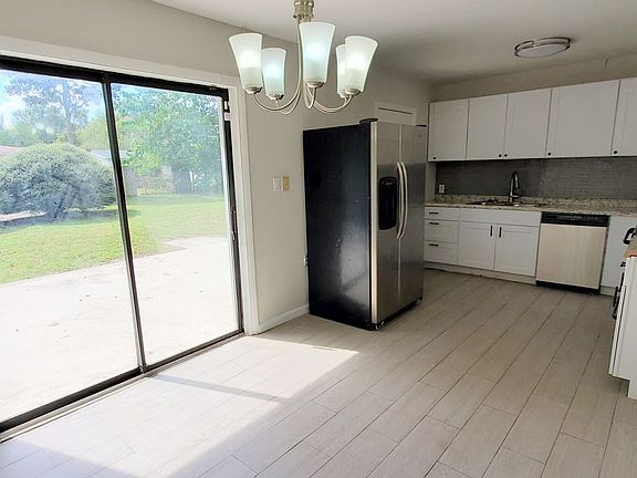 5th image of 6304 Eastwood Ln