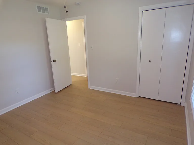 5110 Willow Ln — Photo 10