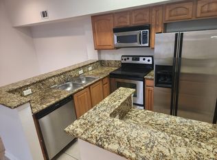 271 SW Palm Dr APT 306, Port Saint Lucie, FL 34986