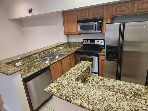 271 SW Palm Dr #306 Photo 1