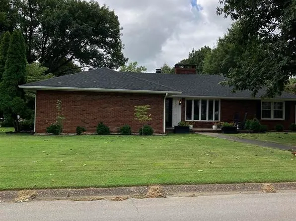 2014 Fieldcrest Dr, Owensboro, KY 42301