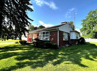 1501 25th Ave, Monroe, WI 53566