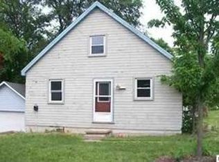 1105 Lakeview Dr, Brooklyn, MI 49230