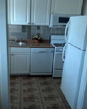 2nd image of 2822 Iverson St