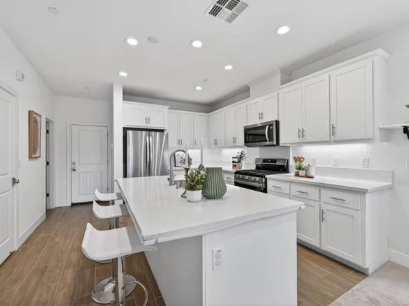 3525 Teeling Ct, Castro Valley, CA 94546