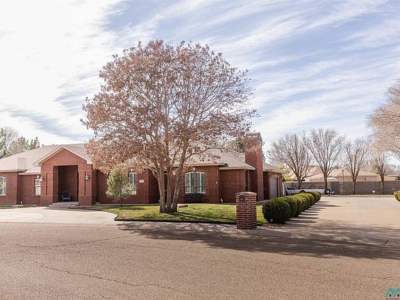 3rd image of 2129 Northglen Dr