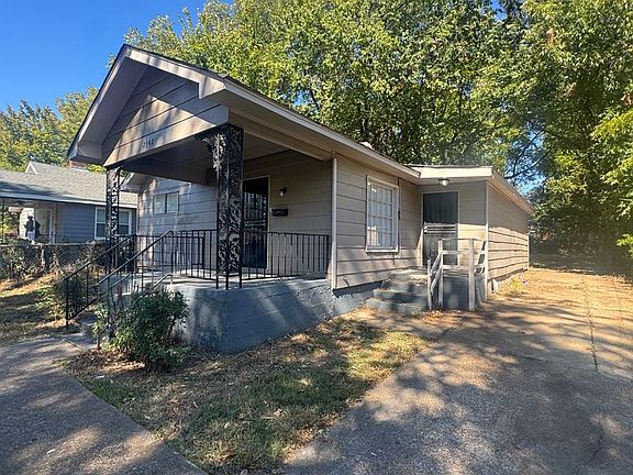 3rd image of 2342 Poe Ave