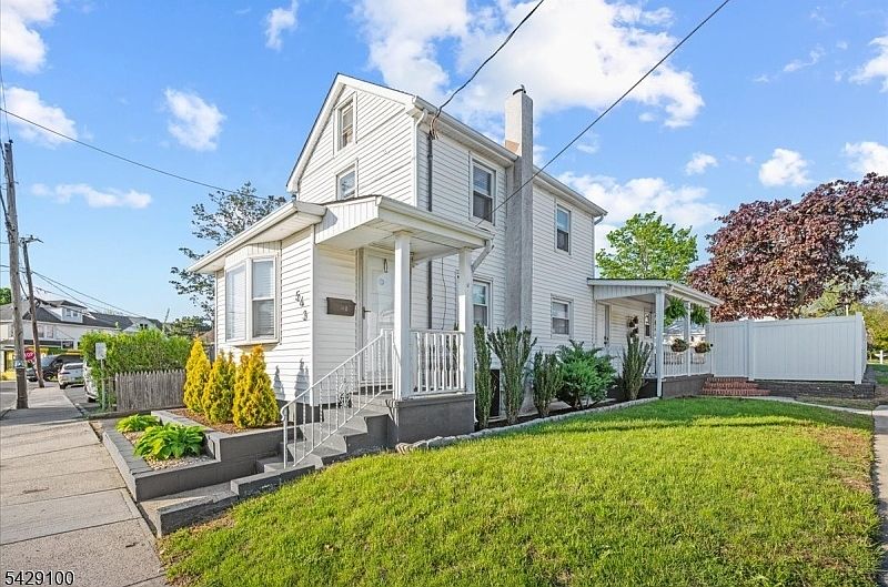1st image of 543 Springdale Ave #1
