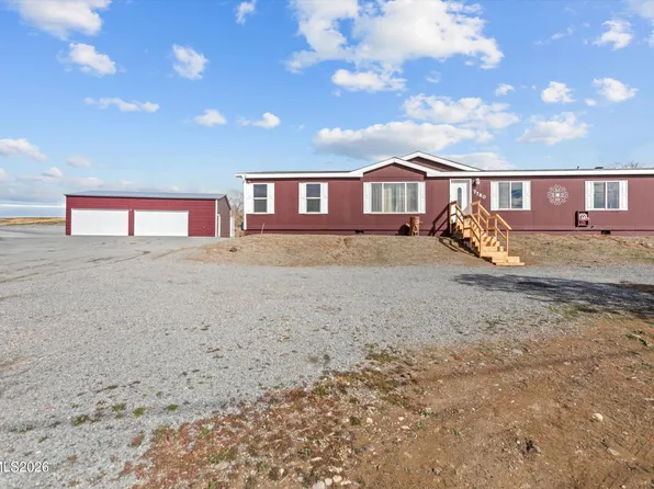 7780 Pueblo Dr, Stagecoach, NV 89429