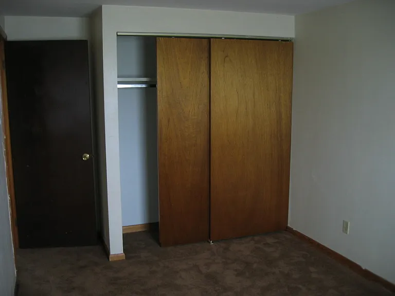 22 Robert St #5 — Photo 5