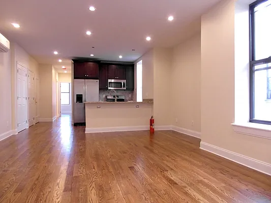 Rented by Citi Habitats | media 27