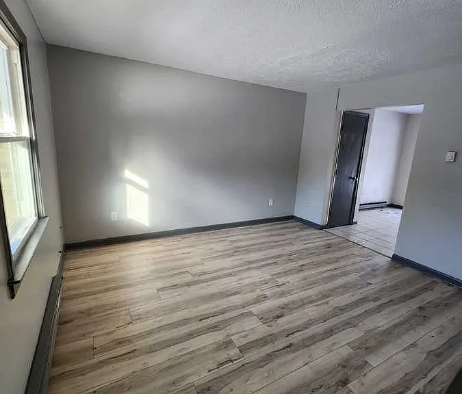 57 Union St #3 — Photo 10