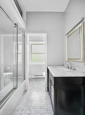 Rented by Compass | media 9