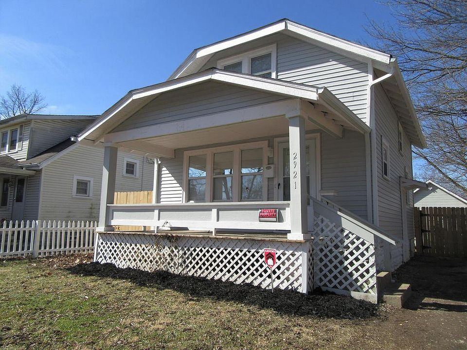 1st image of 2921 Hiawatha St