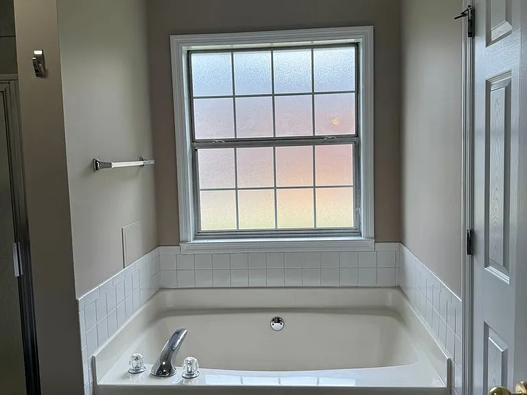 53 Michael Ln — Photo 22