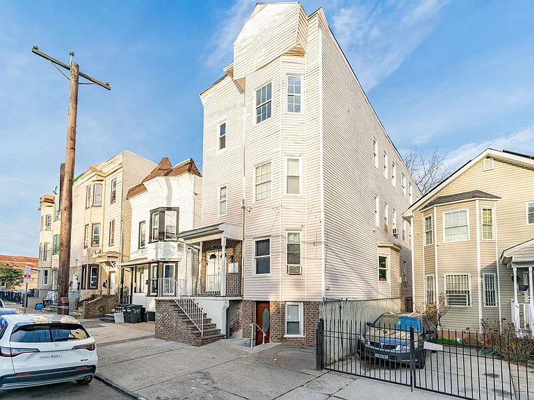 274 Littleton Ave #3 — Photo 20