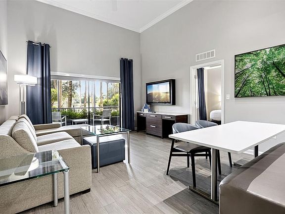 3rd image of 14501 GROVE RESORT AVENUE #1111