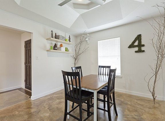 4th image of 5413 N 31st St