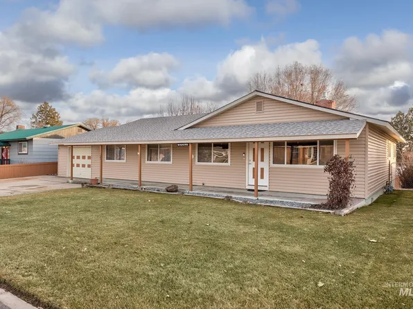611 W Indianhead Rd, Weiser, ID 83672