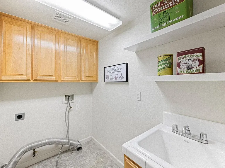 1515 Dovetail Way — Photo 19