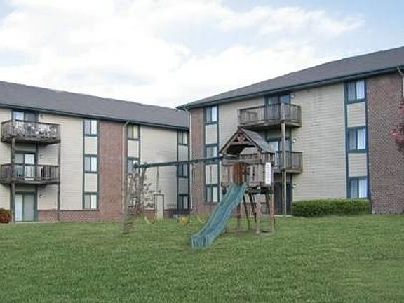 3rd image of 7311-7319 Wirt Cir #1-7319