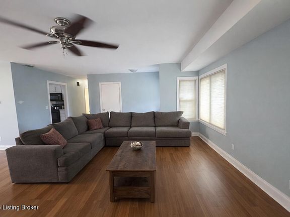 2nd image of 1920 Buechel Bank Rd