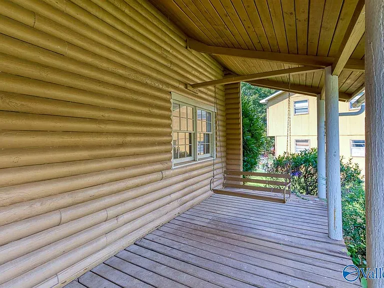 4706 Whitehall Dr NW — Photo 3