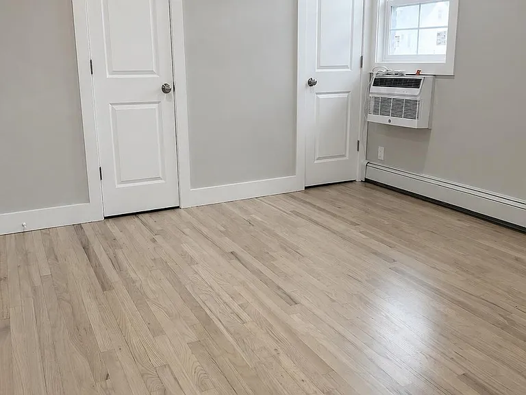 52 W Erie Ave #12 — Photo 4