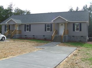1003 Oak Ave, Hamlet, NC 28345