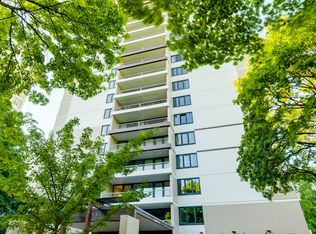 255 SW Harrison St APT 21G, Portland, OR 97201
