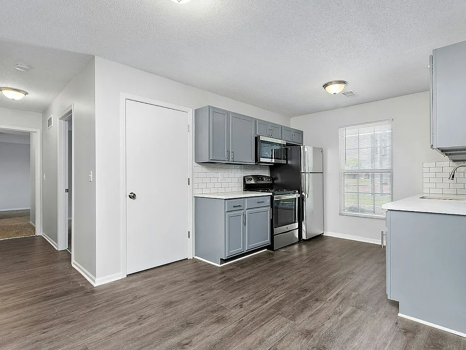 Kitchen - New appliances, countertops, cabinets, backsplash