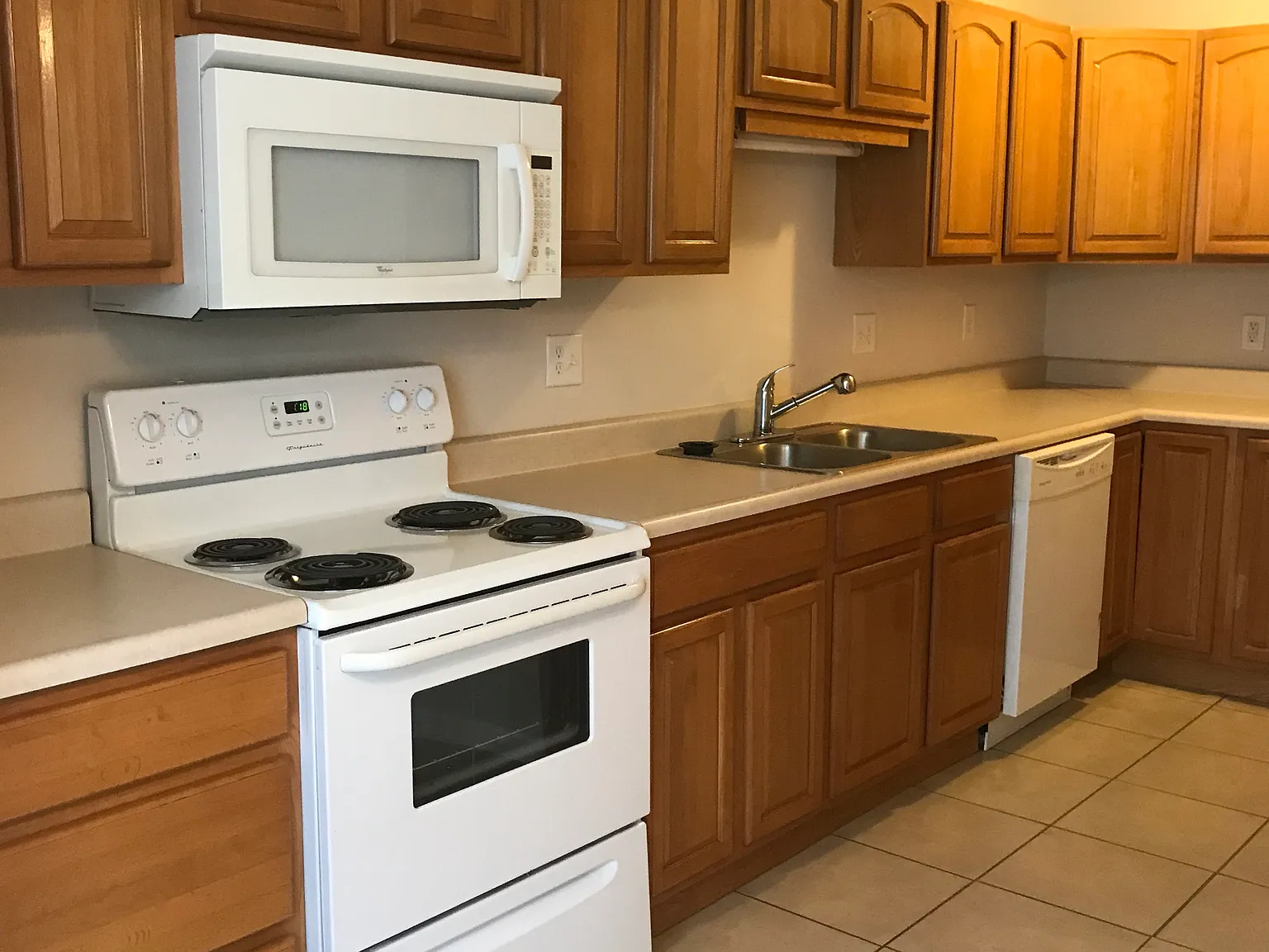 Old Stage Rd Apartments — Photo 3