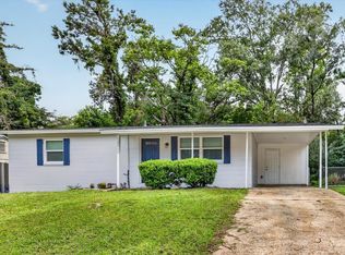 2912 Oakwood Dr, Tallahassee, FL 32304