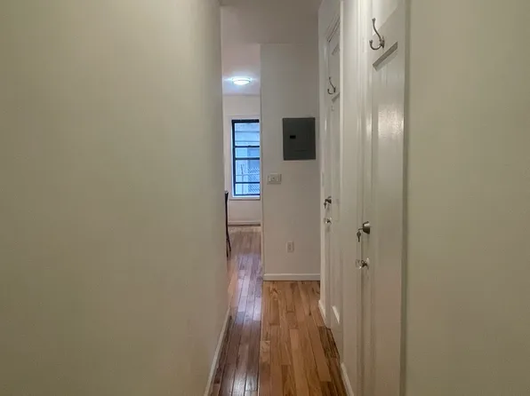 590 Parkside Avenue image 18 of 19