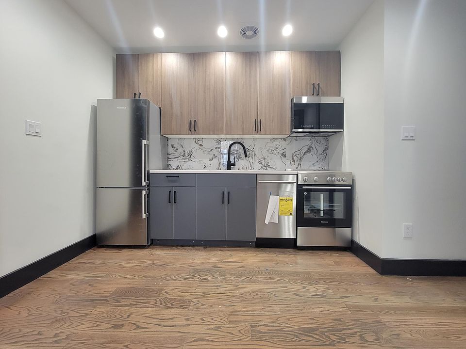 1st image of 2740 Brighton 7th St #2
