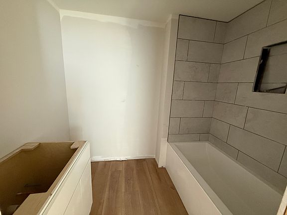 4th image of 3932 Summer Sage Ct