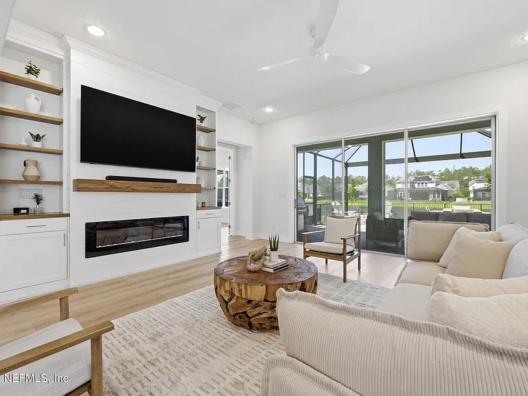 142 Seabrook Dr — Photo 33