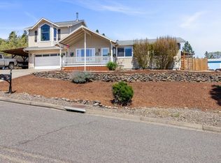 200 Hudspeth Ln, Shady Cove, OR 97539