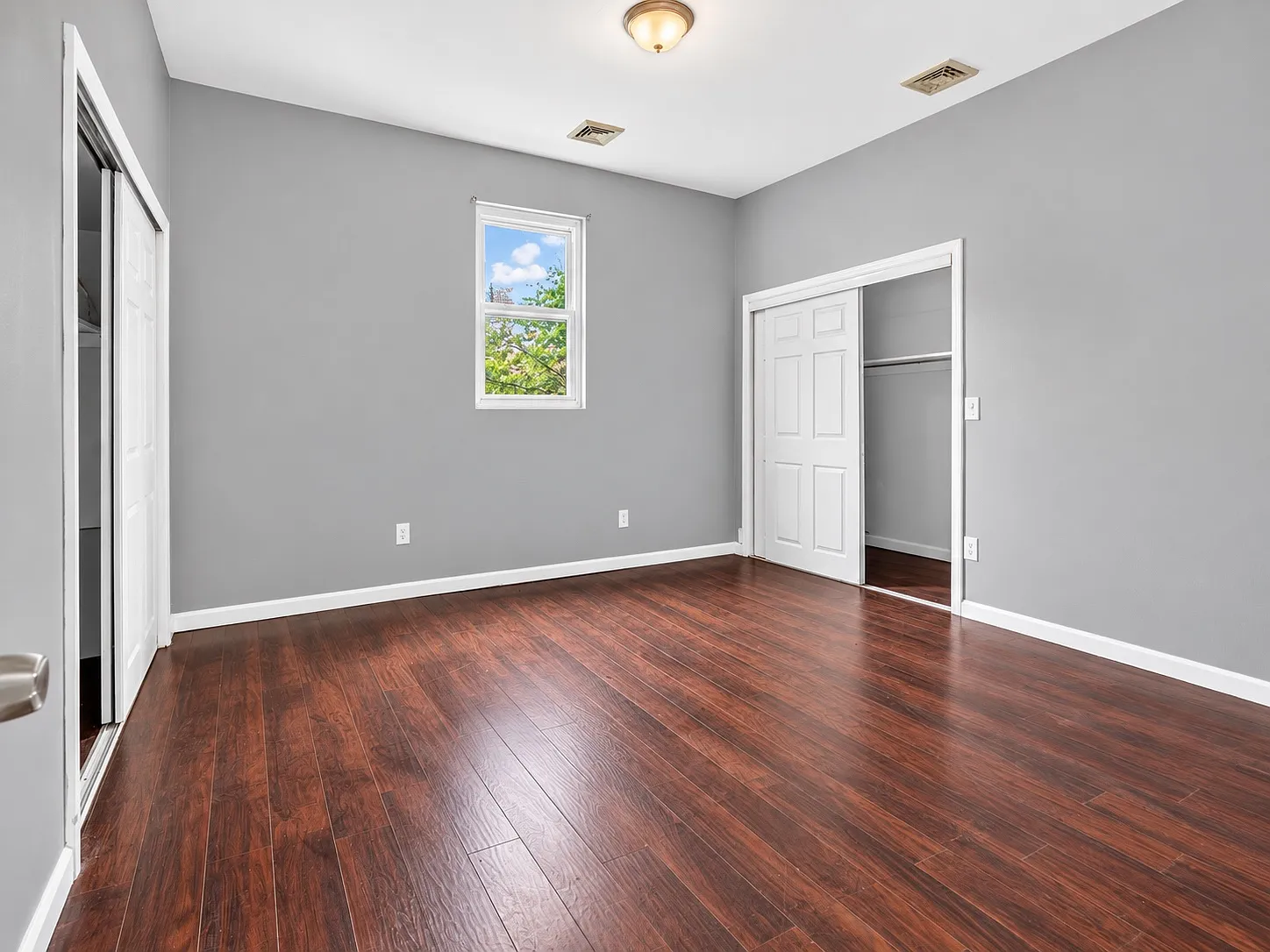 225 Chadwick Ave — Photo 4