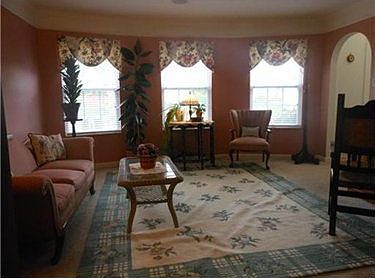 4th image of 314 Samuel Dr