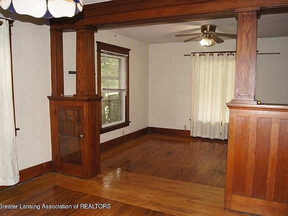 5th image of 206 N Clemens Ave