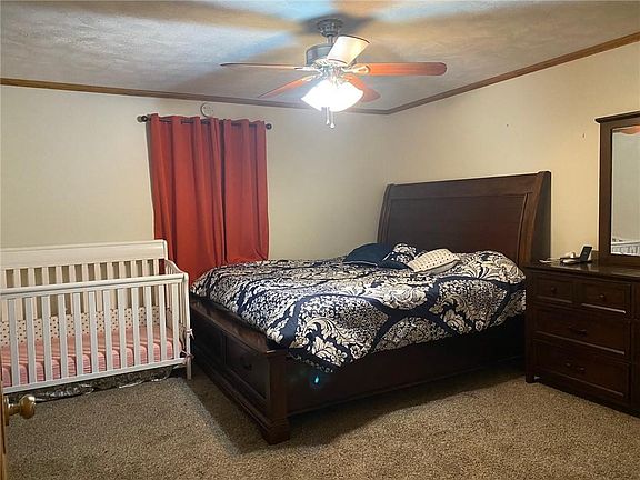 4th image of 971 Blair Ln